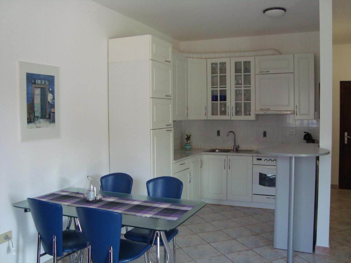 Apartman Carmen Crveni Vrh Zewnętrze zdjęcie