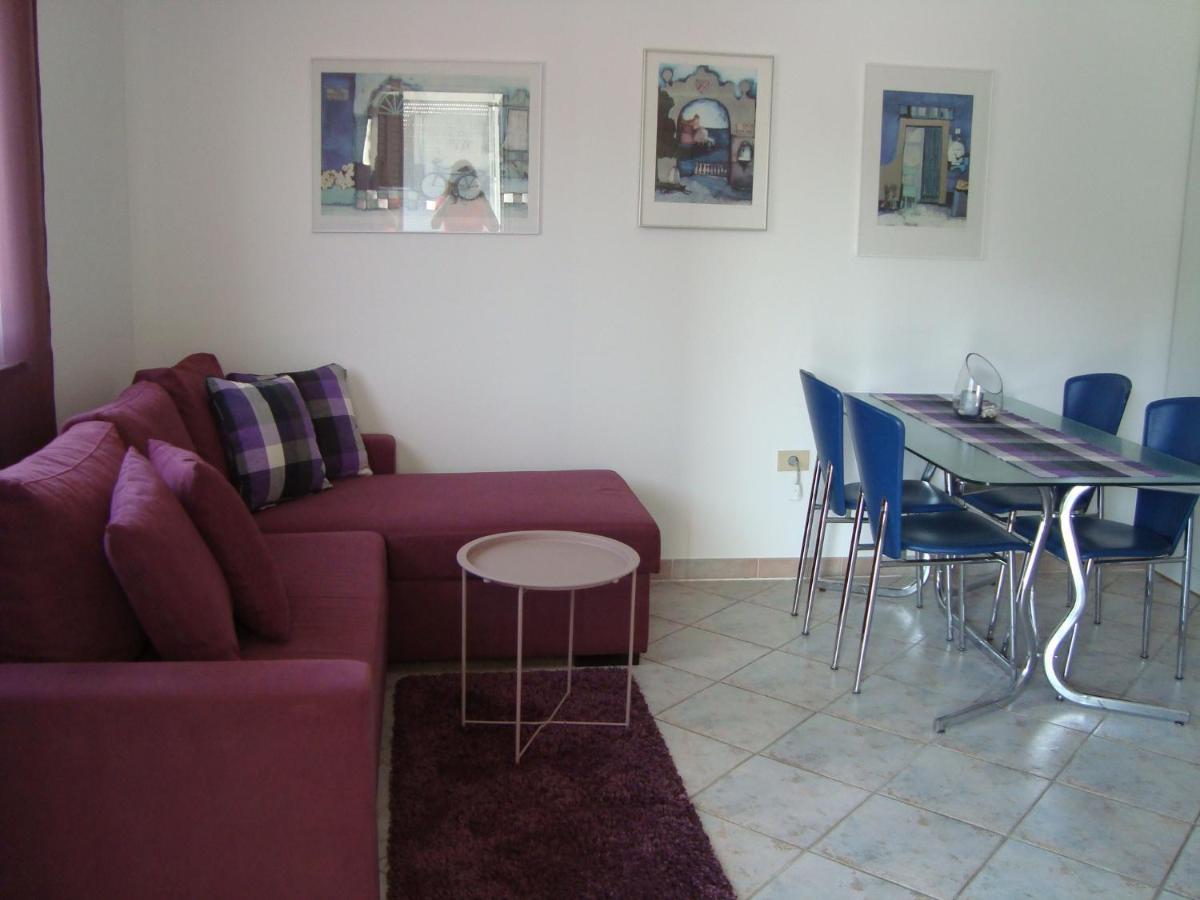 Apartman Carmen Crveni Vrh Zewnętrze zdjęcie