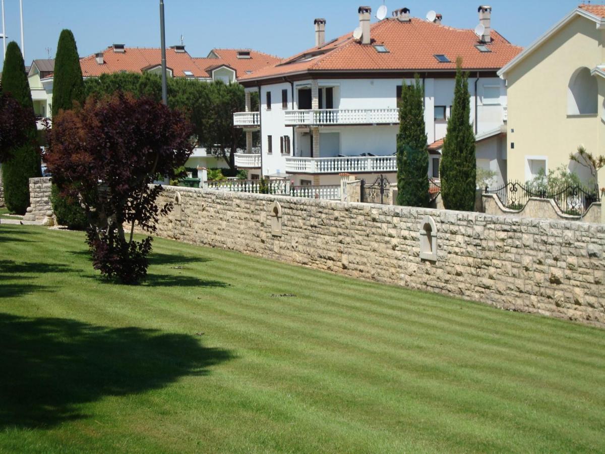 Apartman Carmen Crveni Vrh Zewnętrze zdjęcie